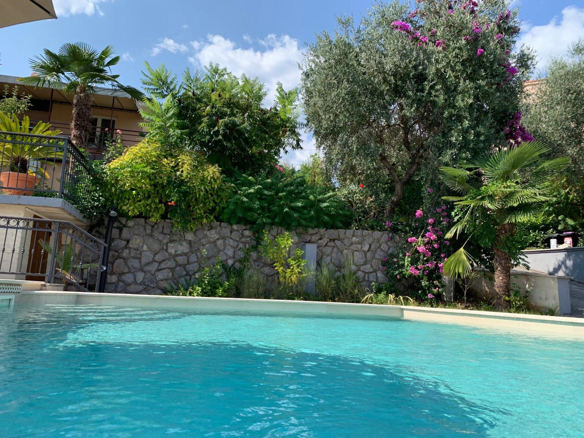 Grand Pool Apartment Ika-Opatija Exterior foto